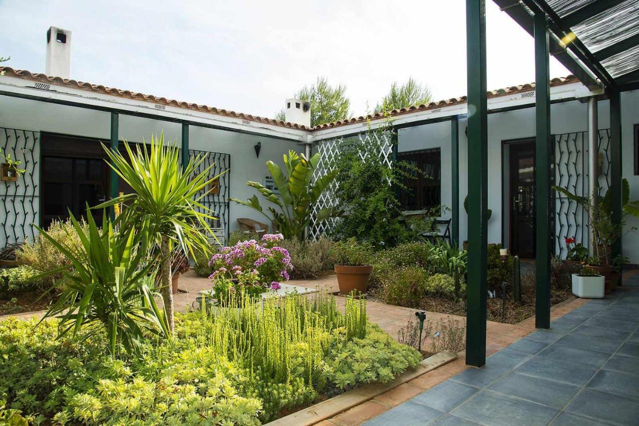 B&B Masia Aitona Vall d'Alba Номер фото
